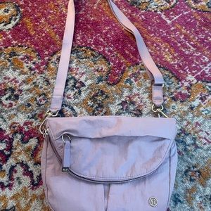 LULULEMON CROSSBODY